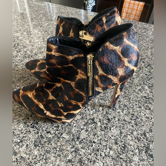 ‼️JESSICA SIMPSON ANKLE BOOT HEELS‼️ - Picture 7 of 8